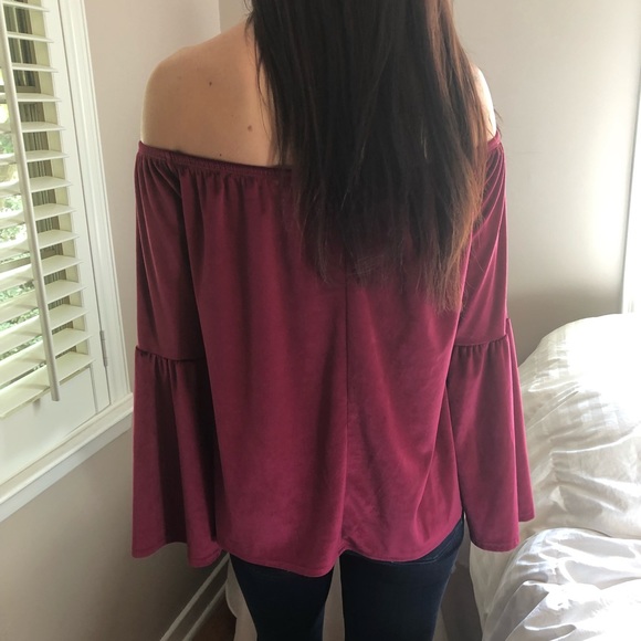 Solddd Outtt - Picture 3 of 3